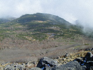 登山道より